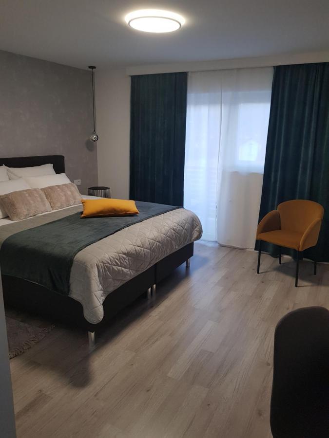 Rooms Vanteo コレニツァ エクステリア 写真